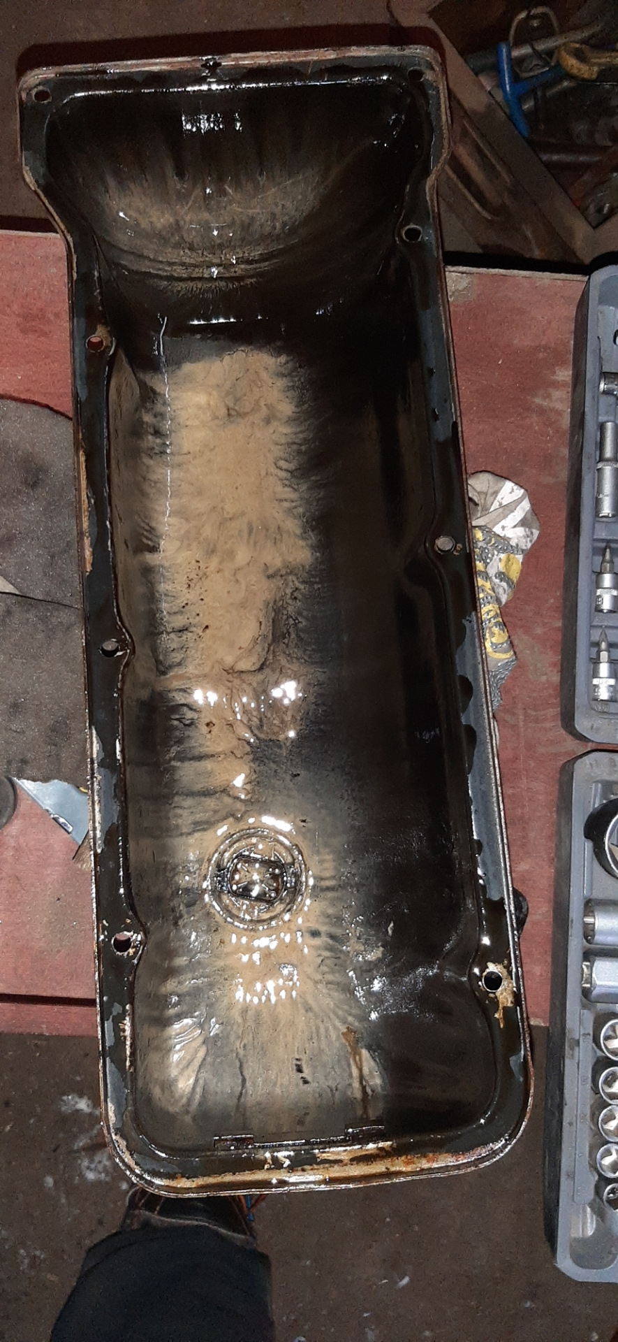 Эмульсия на крышке клапанов — Москвич 2141, 1,6 л, 1992 года | поломка ...