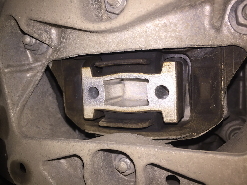 без всего — Audi A4 (B9)