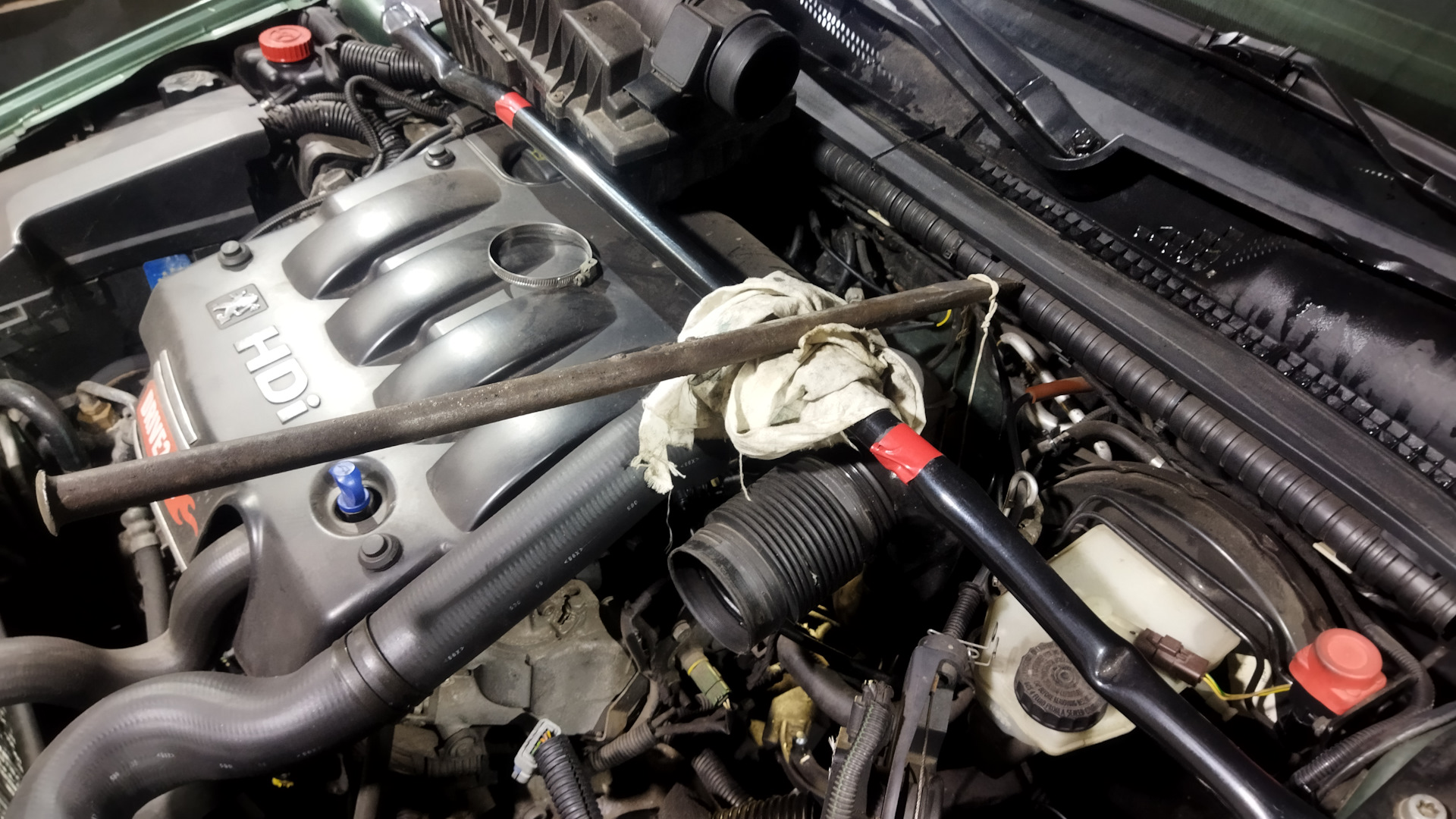 352200 Замена кулисы и тросов — Peugeot 406, 2 л, 2000 года | своими ...