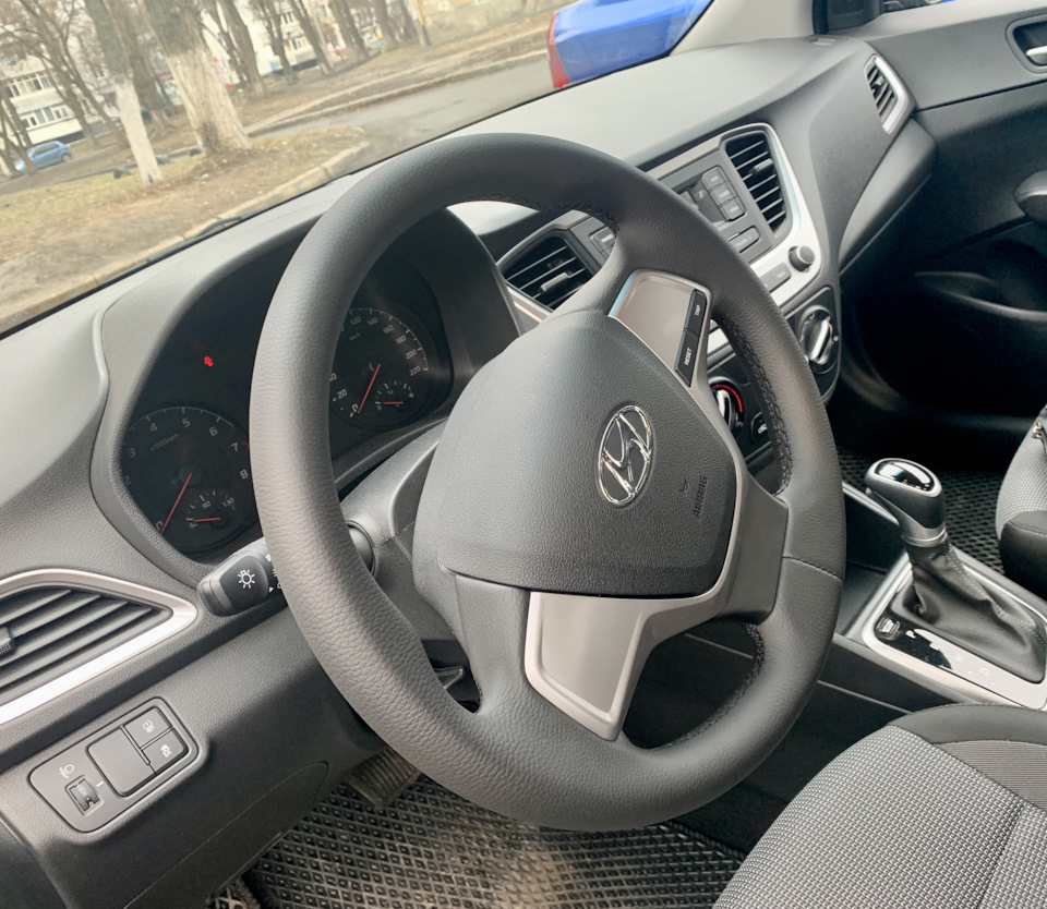 Руль в кожу — Hyundai Accent (5G), 1,4 л, 2021 года | аксессуары | DRIVE2