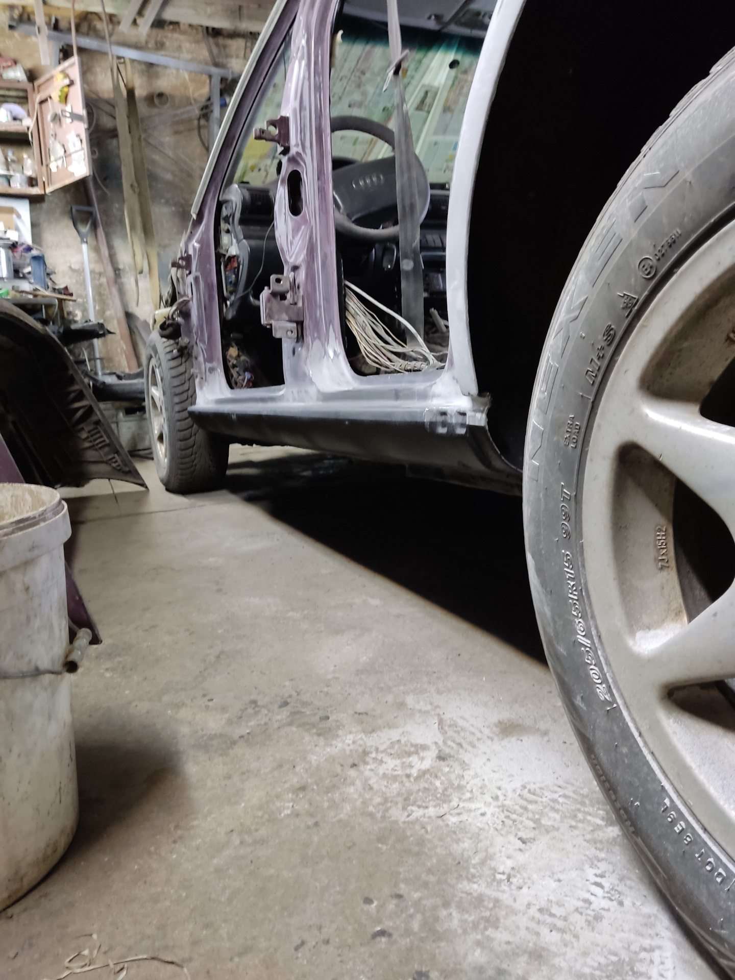 Восстановление пола и порогов — Audi A4 (B5), 1,8 л, 1995 года ...