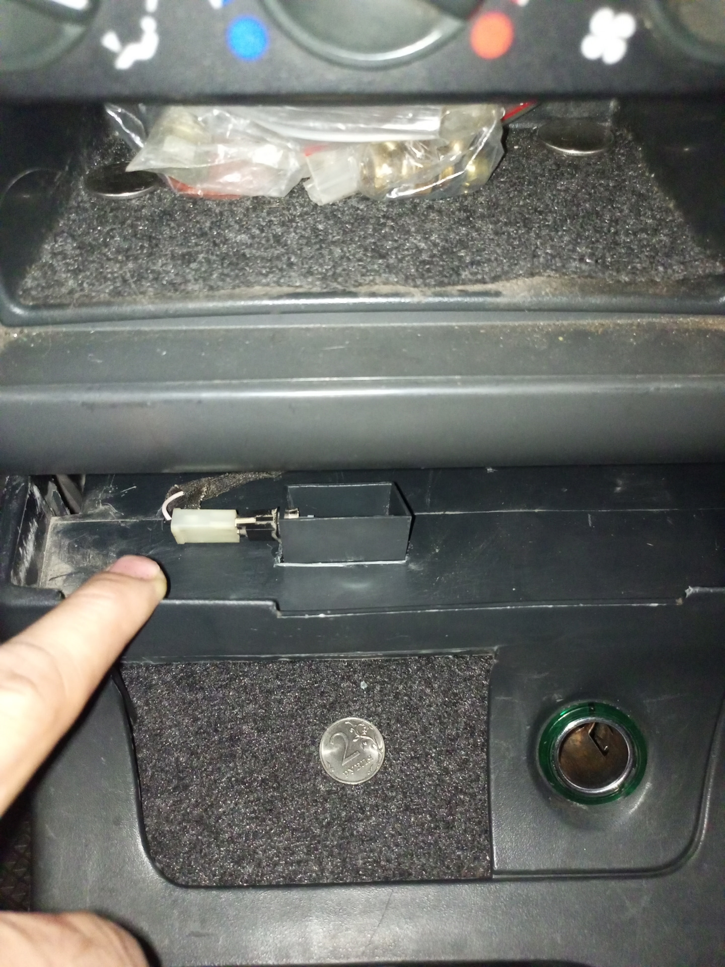 Доработка тоннеля ВАЗ 2110 — Lada 21104, 1,6 л, 2006 года | своими ...