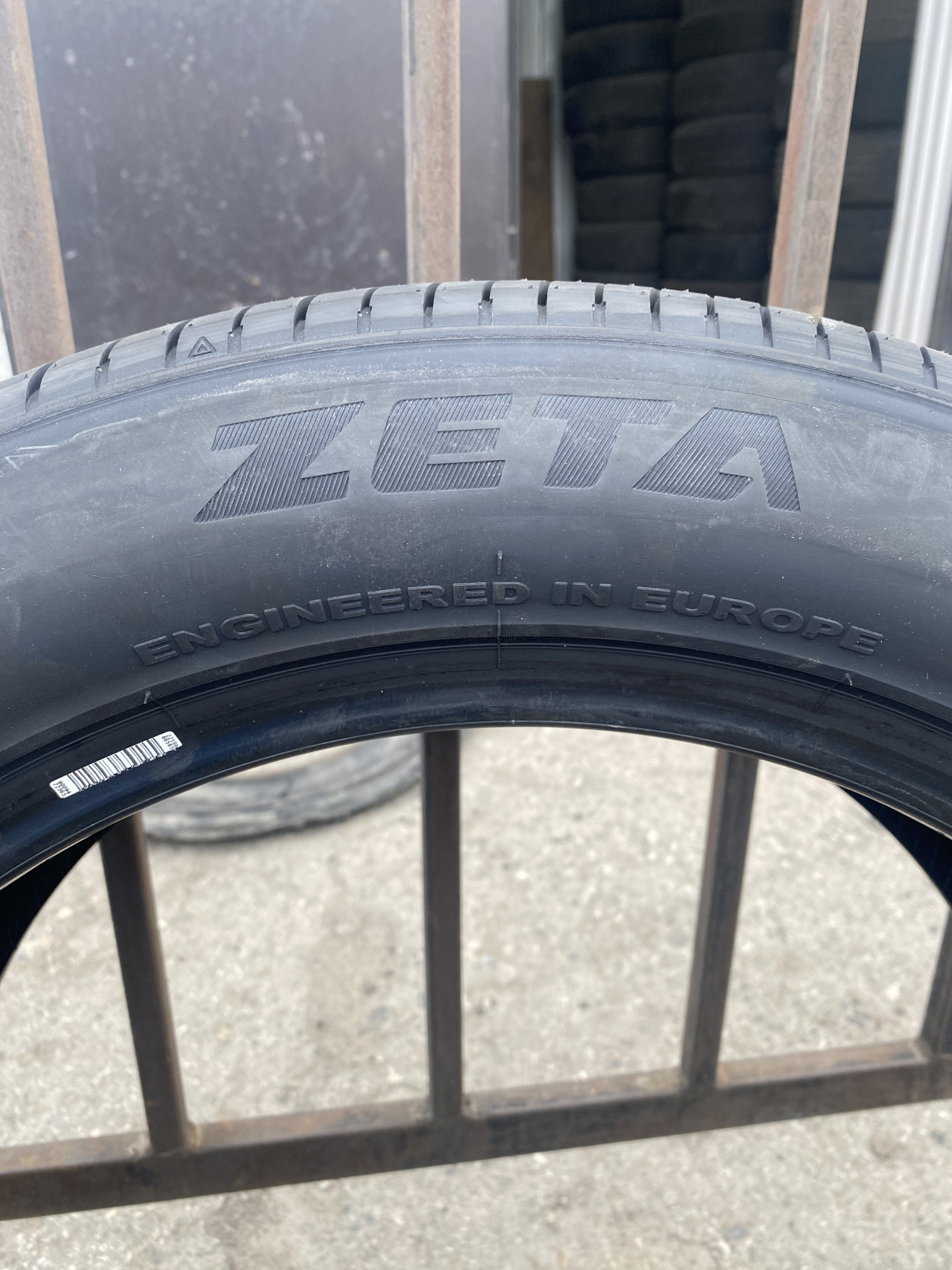 Про резину или как проколоть одно колесо, а попасть на 4 — Honda e:NS1 ...