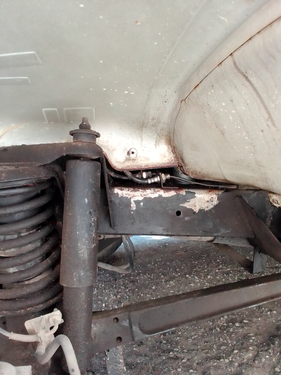 Утечка тормозной жидкости. — УАЗ Patriot, 2,2 л, 2015 года | своими ...