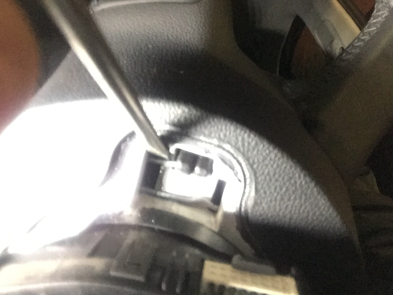 Установка руля с подогревом Octavia A7 FL 2020г. — Skoda Octavia A7 Mk3 ...