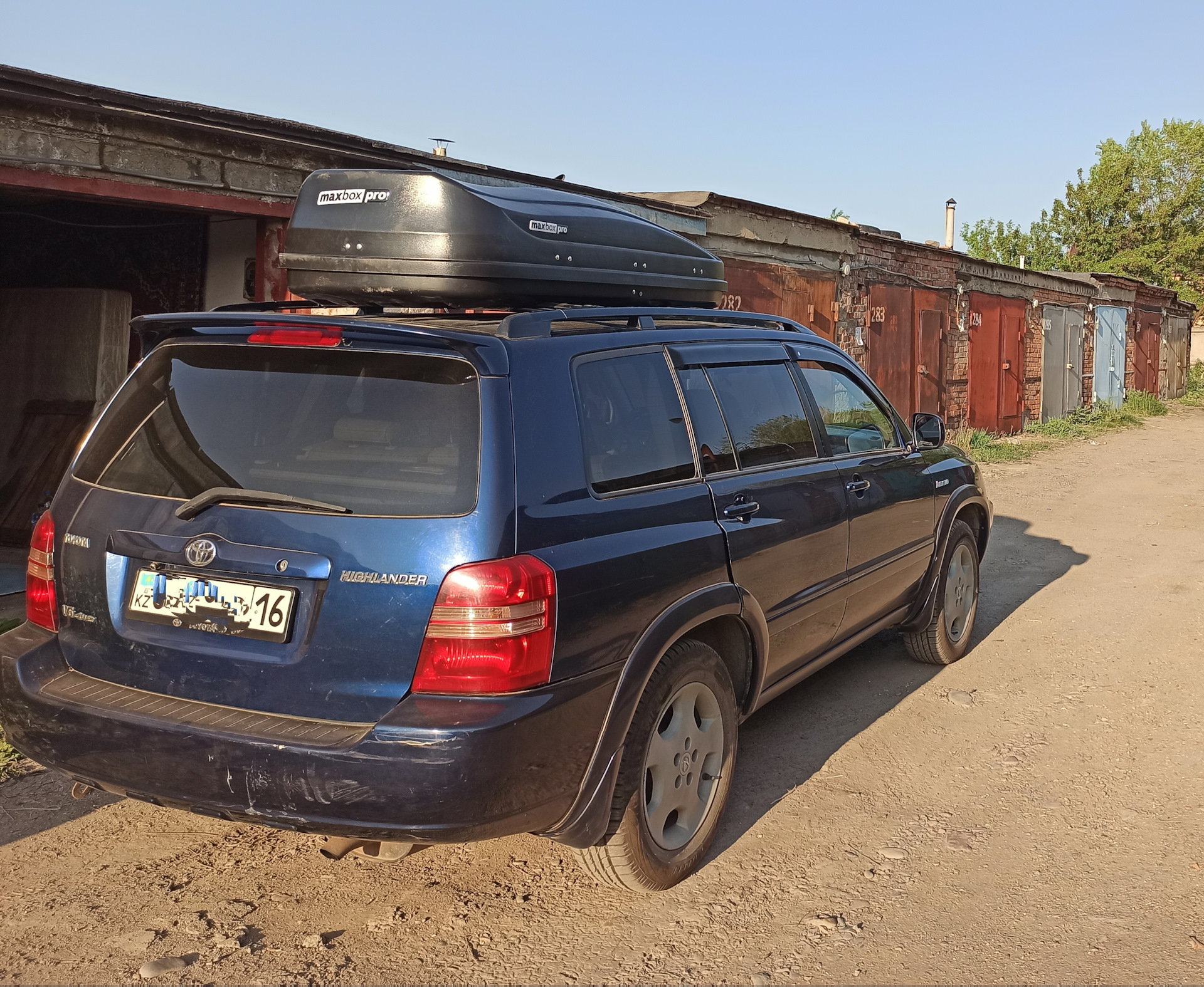Автобокс на 520 литров. — Toyota Highlander (XU20), 3 л, 2002 года ...