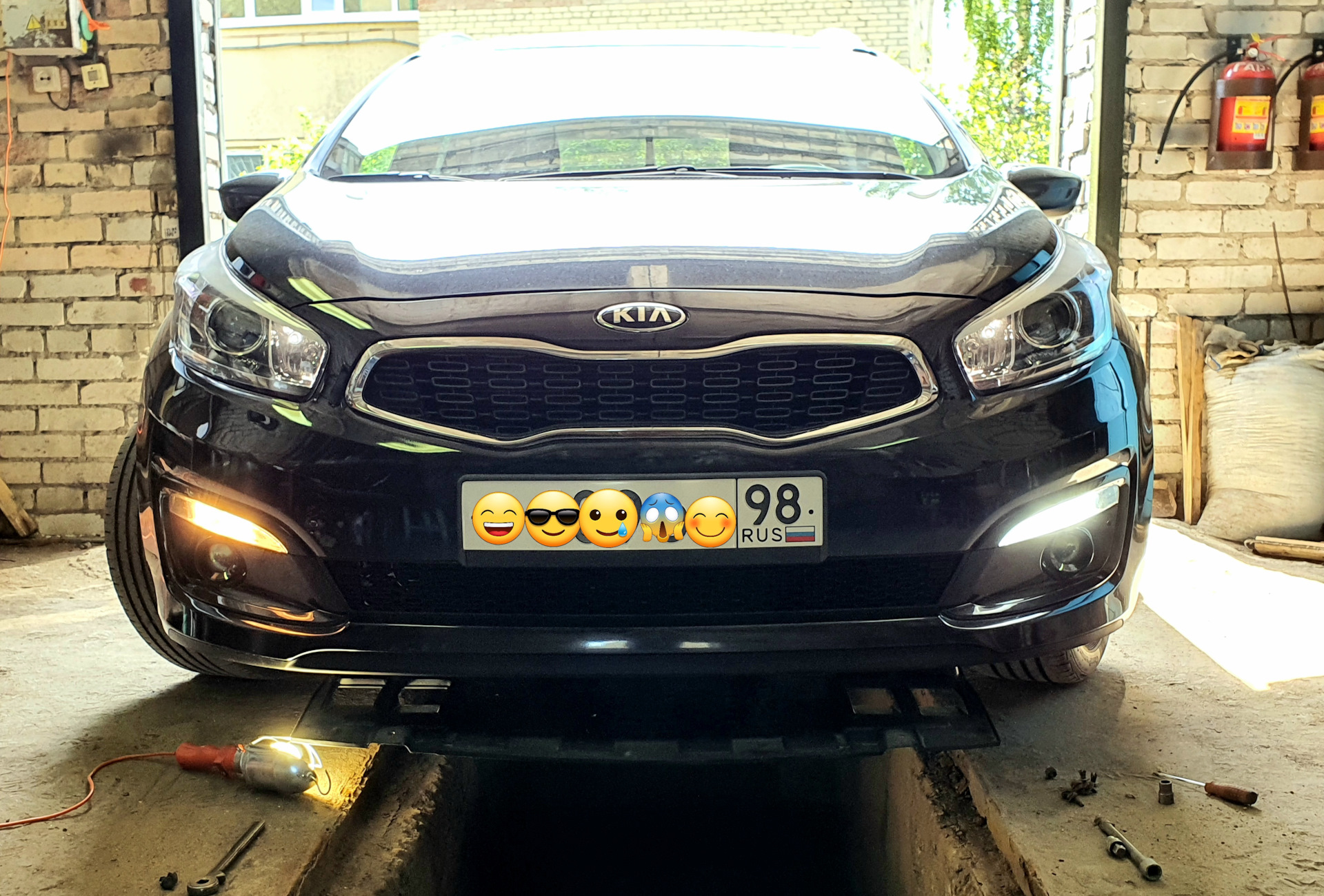 💡 Синюшные лампы. — KIA Ceed SW (2G), 1,6 л, 2017 года | аксессуары ...
