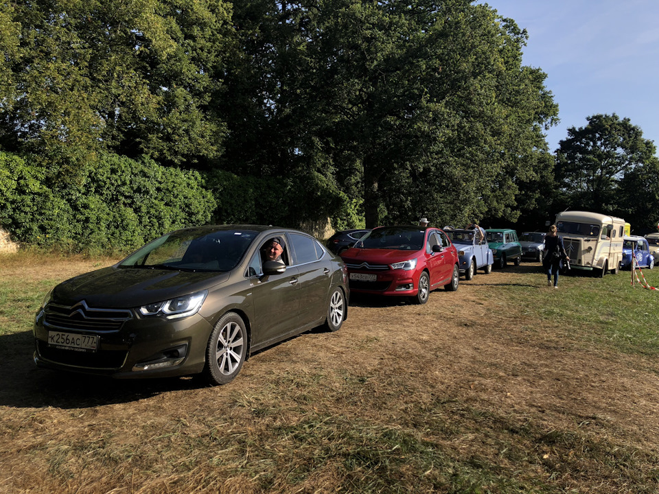 Едем на легендарный трек Ситроен, где испытывают все авто перед серийным запуском. — Citroen C4 (2G)