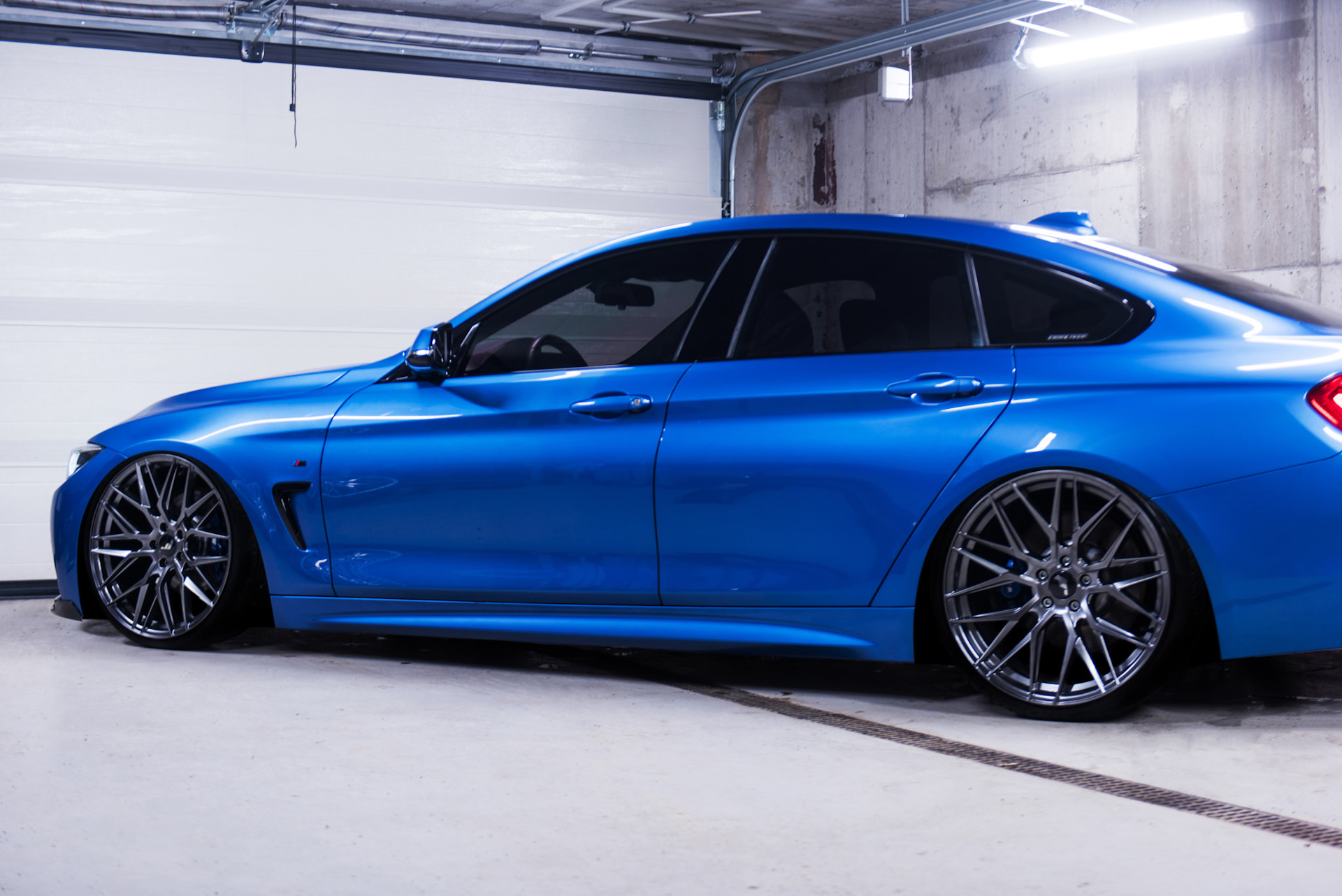 Bmw f32. BMW f30 r21. BMW f30 диски r20. BMW g20 r20. Jr Wheels BMW f30.