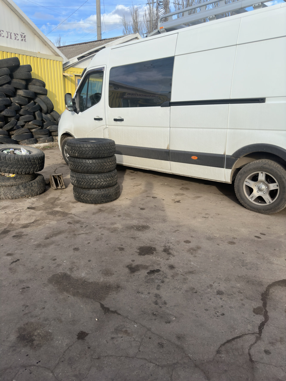 Переобулся взял Petlas Full Grip RT 935/225/65 R 16C — Renault Master (3G),  2,3 л, 2011 года | шины | DRIVE2