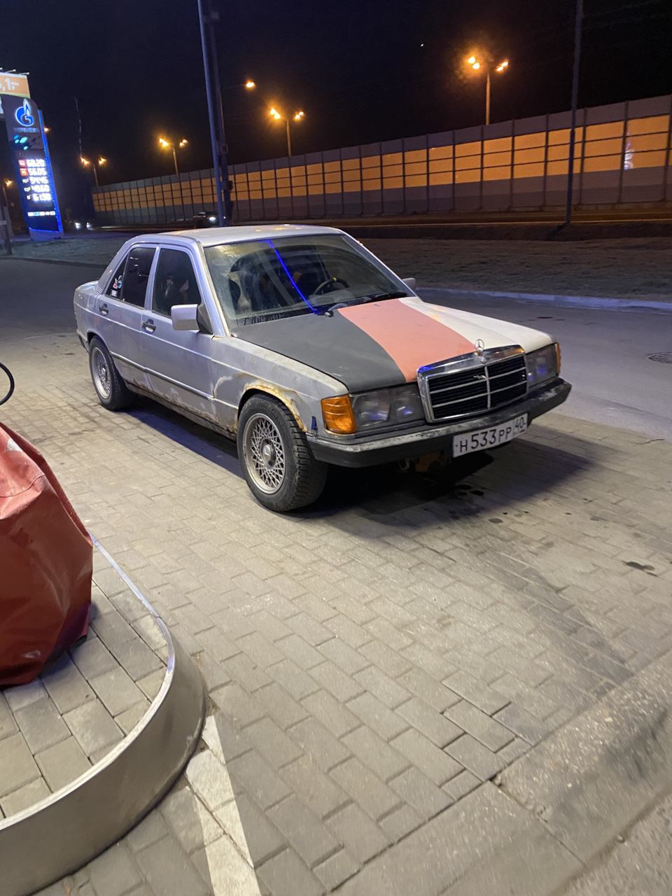 Уехал дальше в новую жизнь — Mercedes-Benz 190 (W201), 2,6 л, 1983 года |  продажа машины | DRIVE2