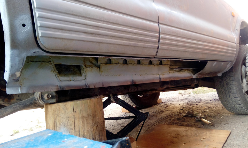 Новые самодельные пороги. — KIA Sportage (1G), 2 л, 2003 года ...