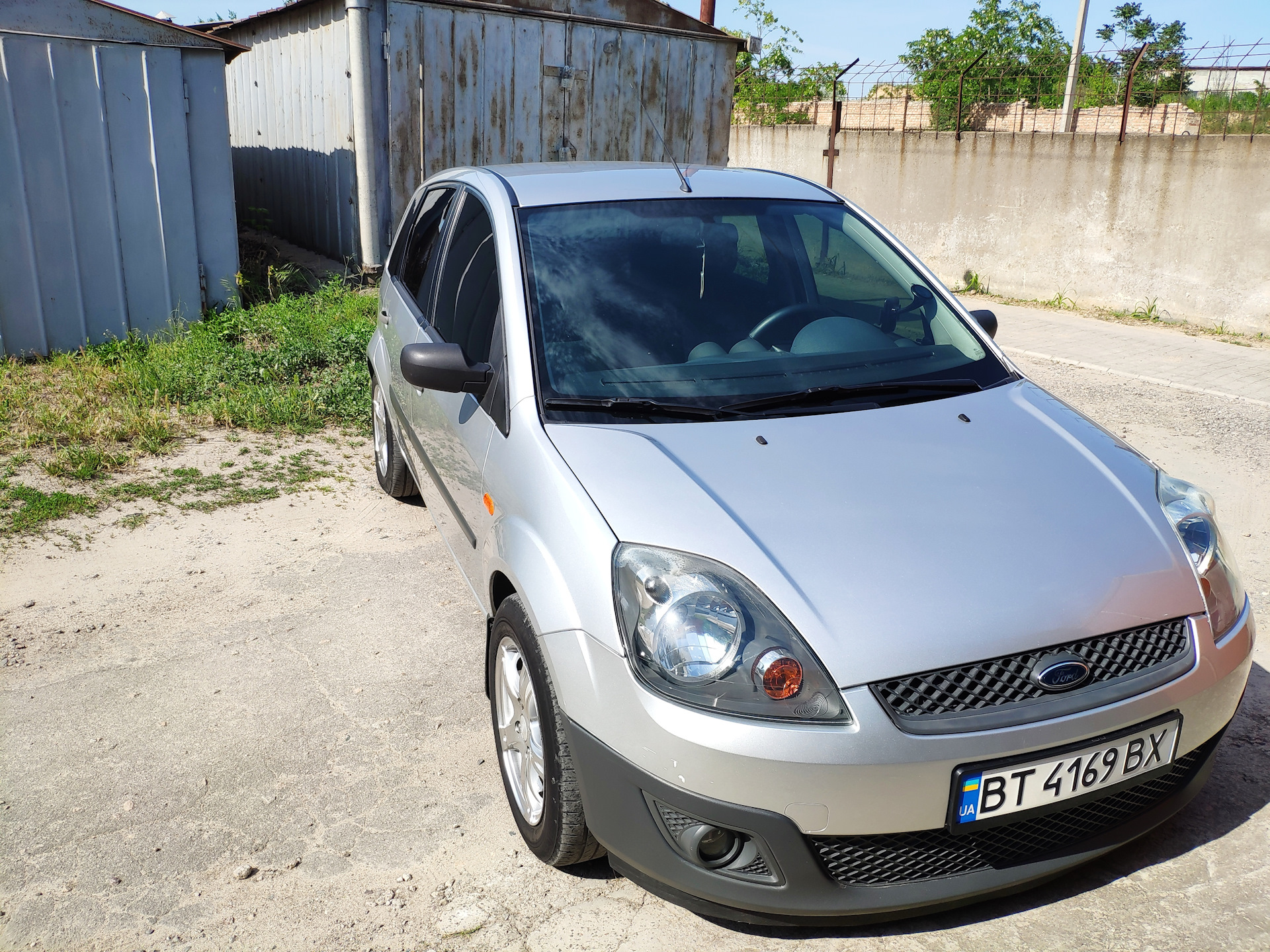 Не заводится на горячую — Ford Fiesta (Mk V), 1,4 л, 2008 года | поломка |  DRIVE2