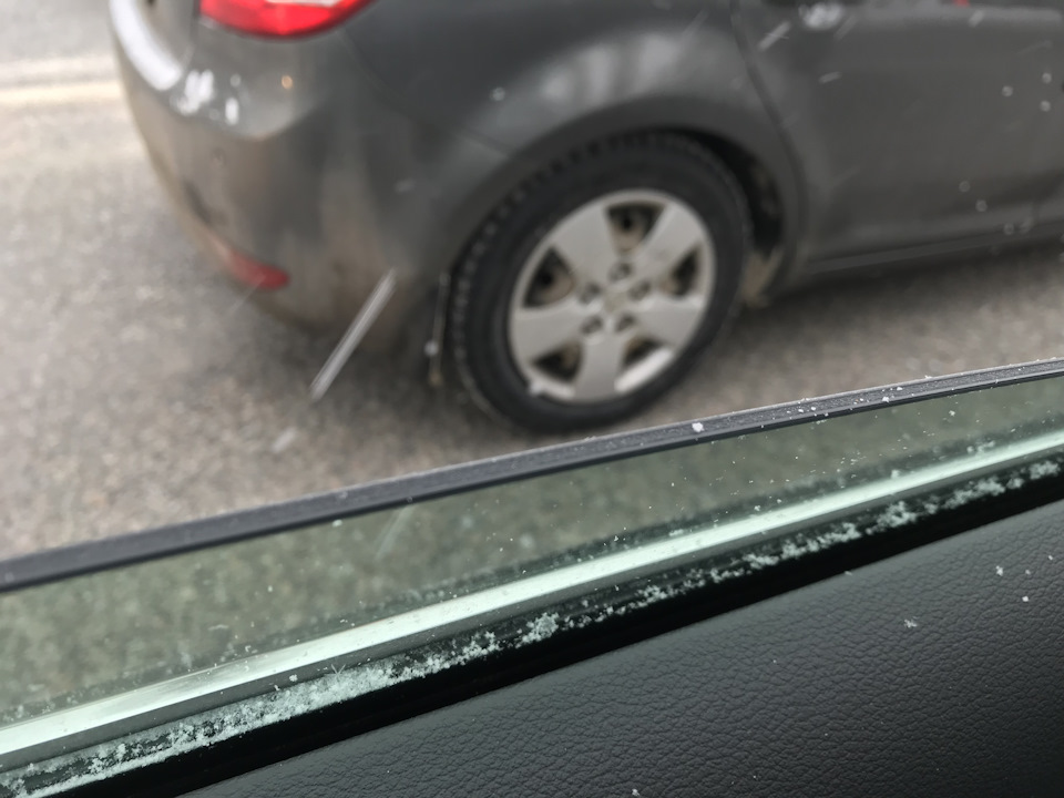 Установка двойных стекол и камеры заднего вида — Audi A4 (B9), 2 л ...