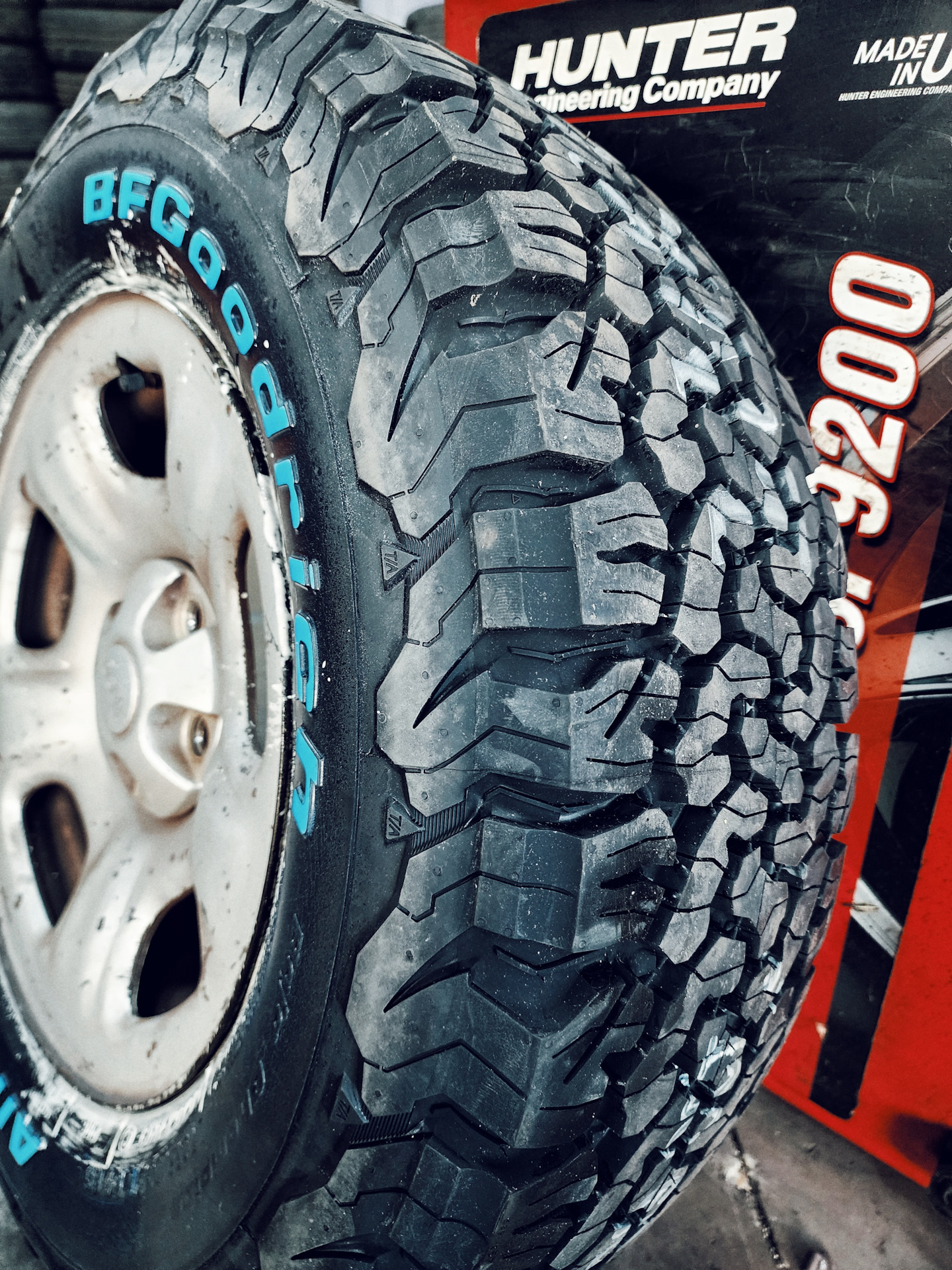 Maxxis at 980e worm drive. Maxxis worm-Drive at980. Defender New BFGOODRICH at ko2. Максис Ворм драйв Паджеро 4.