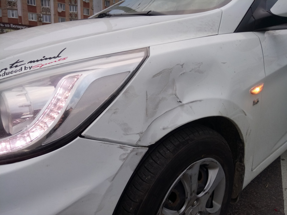 Дилемма выбора запчасти: переднее левое крыло Hyundai Solaris 2013 ...