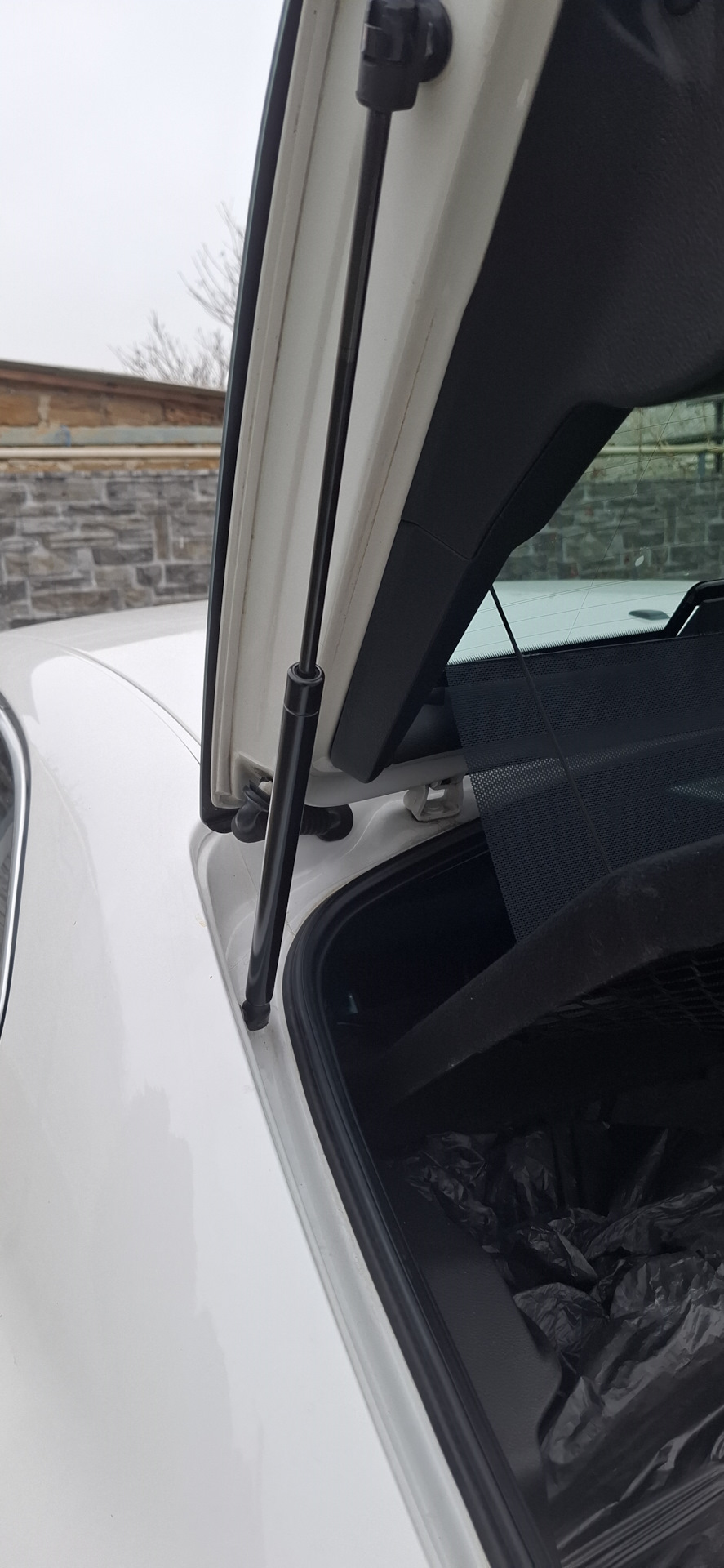 На машине — Skoda Superb Mk2