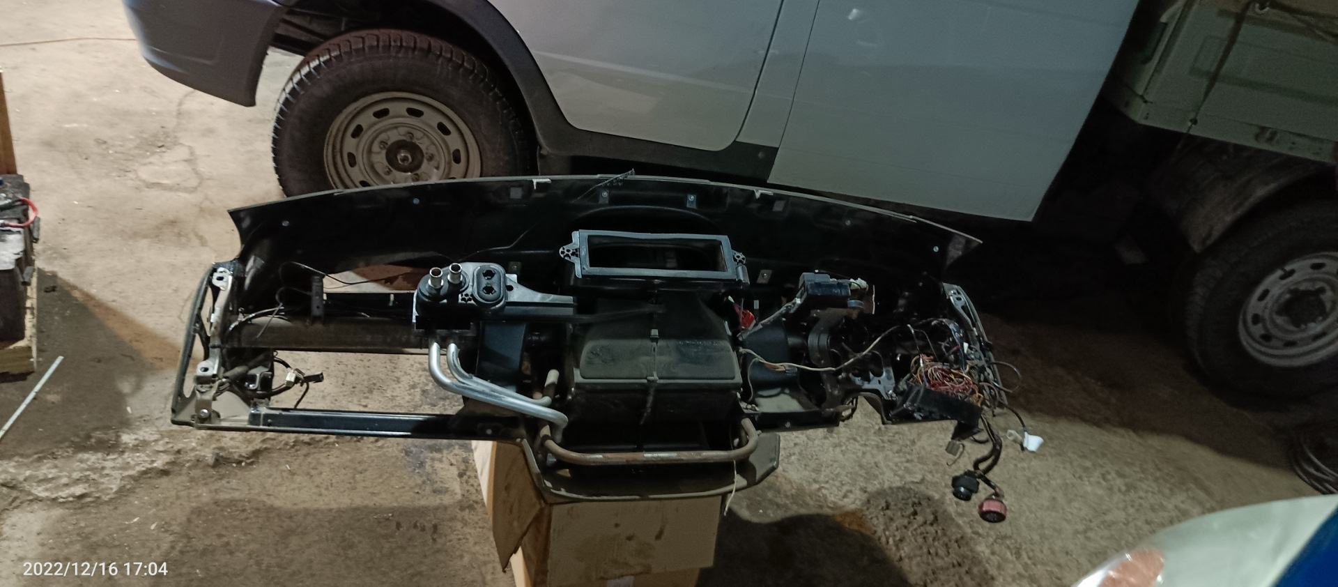 Сдох мотор отопителя - ГАЗ Соболь 4х4, 2,8 л, 2019 года своими руками DRIVE2