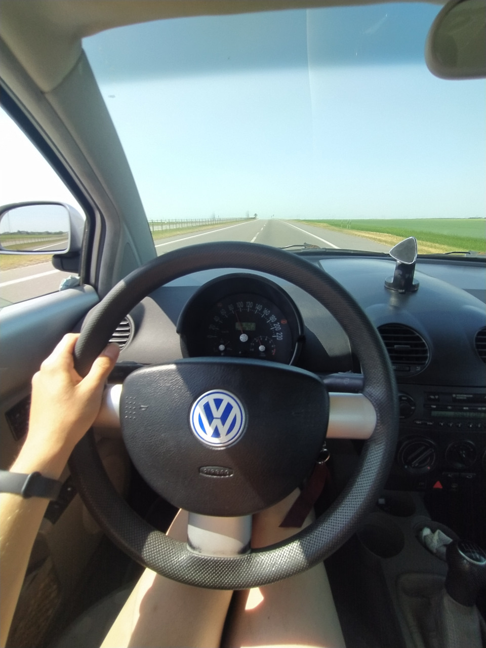 В нашем доме поселился замечательный сосед!👍 — Volkswagen New Beetle, 2 л,  1999 года | покупка машины | DRIVE2