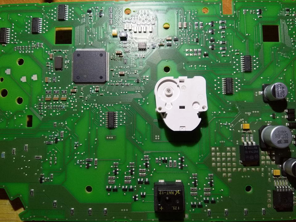 BYAAAgDbEuA 960 kia rio qbr что такое