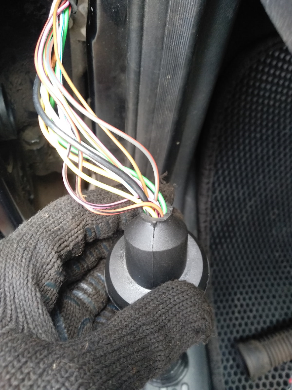 Замена гофр проводки передних дверей — Lada Калина хэтчбек, 1,6 л, 2012 ...