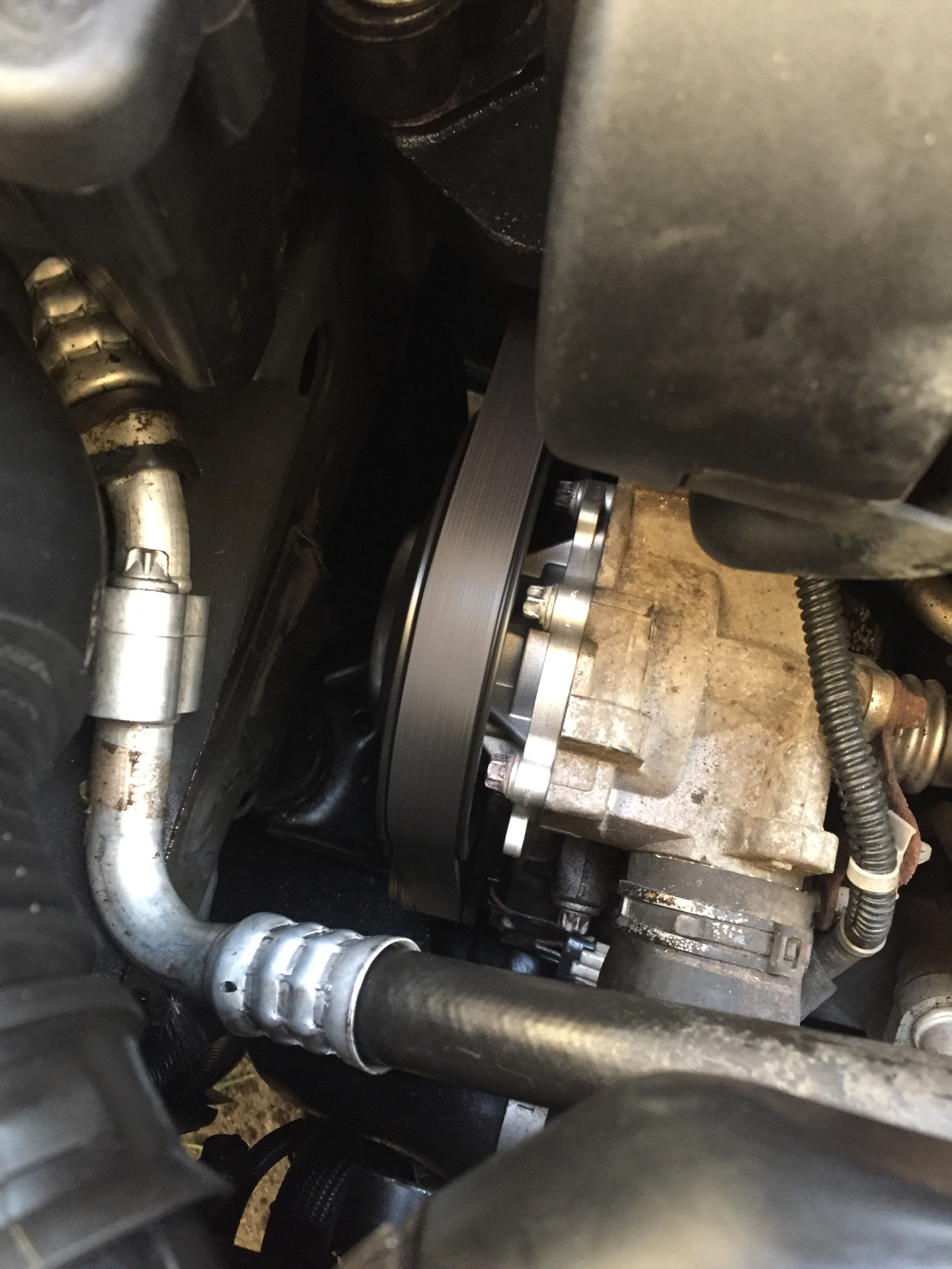 Теплообменник опель мокка. Astra h 1. Astra h течь. Щуп двигателя x18xe1. Astra h течь.