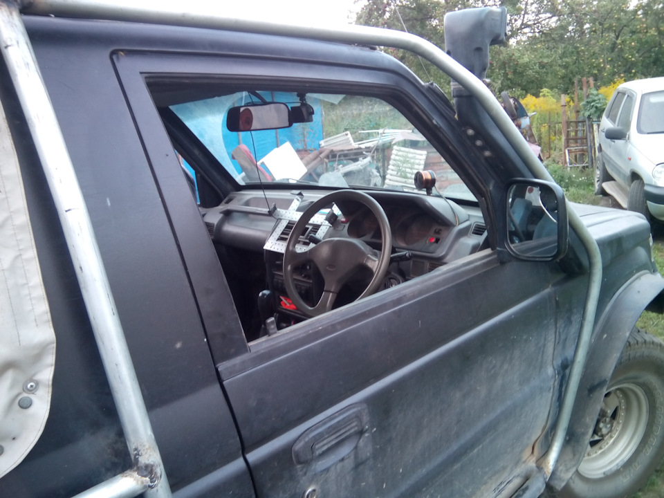 Фото в бортжурнале Mitsubishi Pajero (2G)