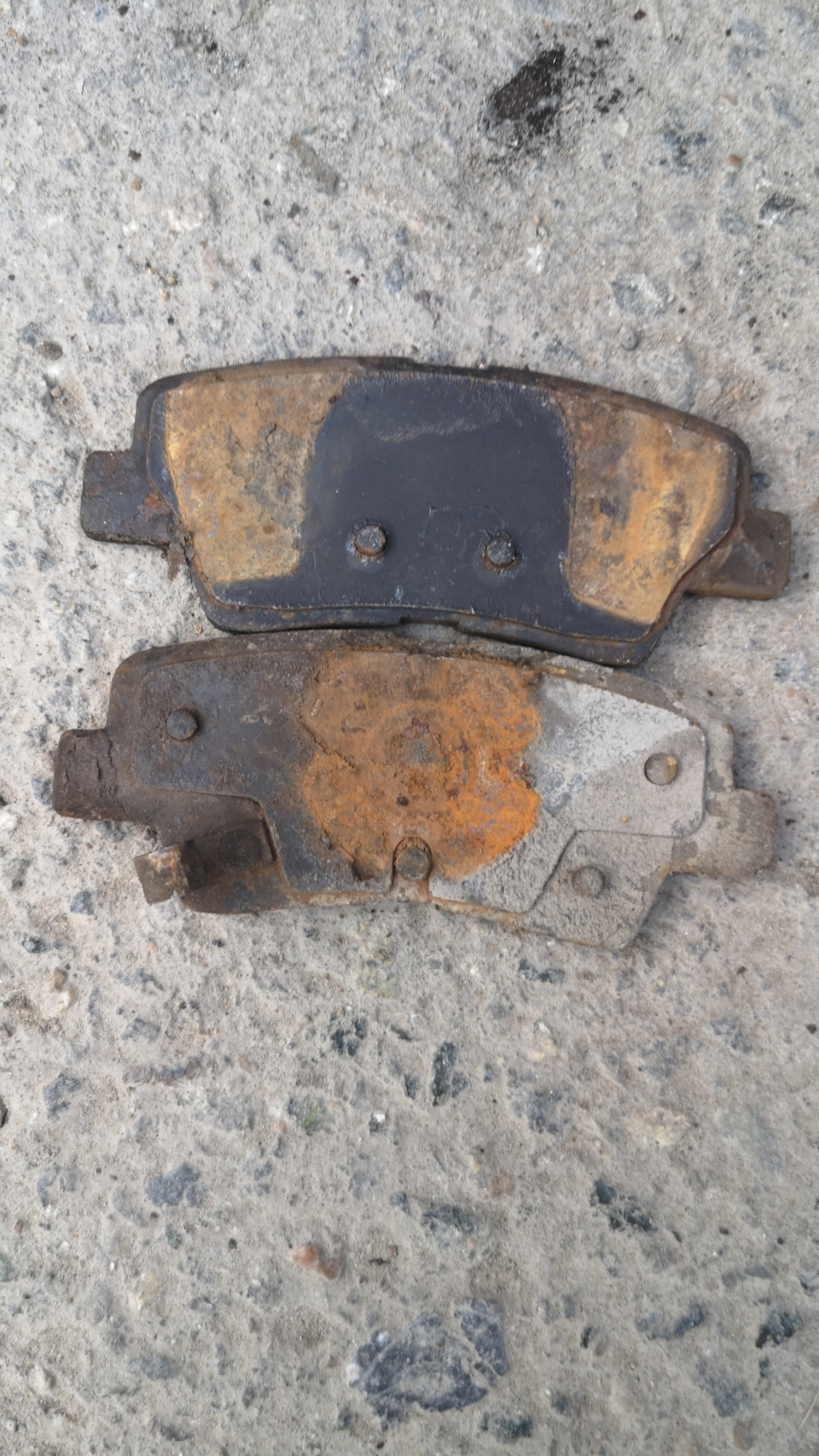 Задние тормоза — Hyundai Avante (5G), 1,6 л, 2011 года | своими руками ...