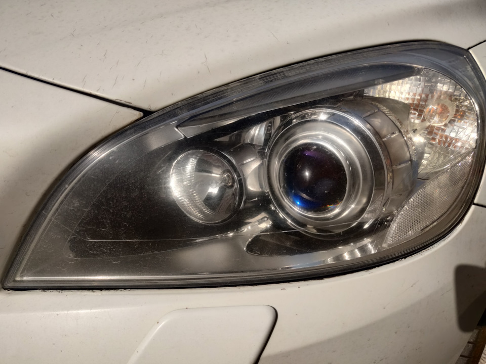 Поворотный биксенон или как убить два блока розжига — Volvo S60 (2G), 2 ...