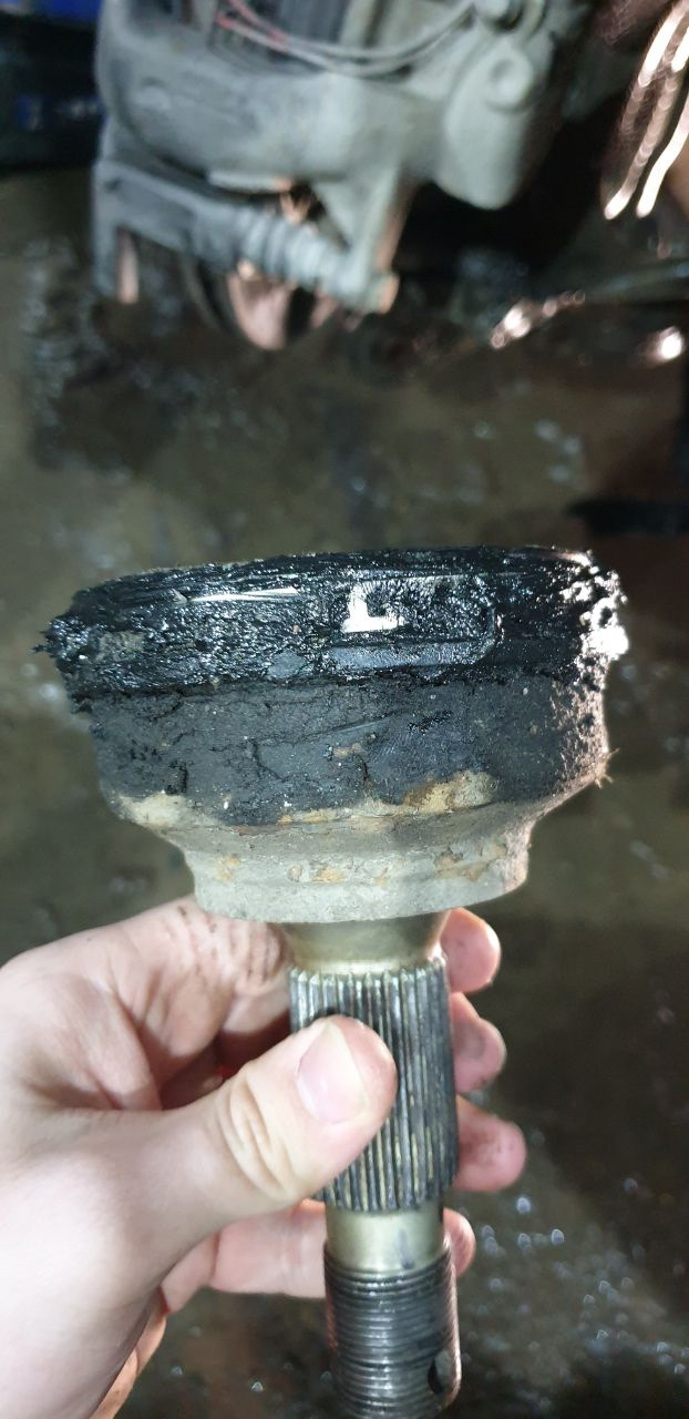 Сломался внешний ШРУС — Peugeot 407, 2 л, 2005 года | поломка | DRIVE2