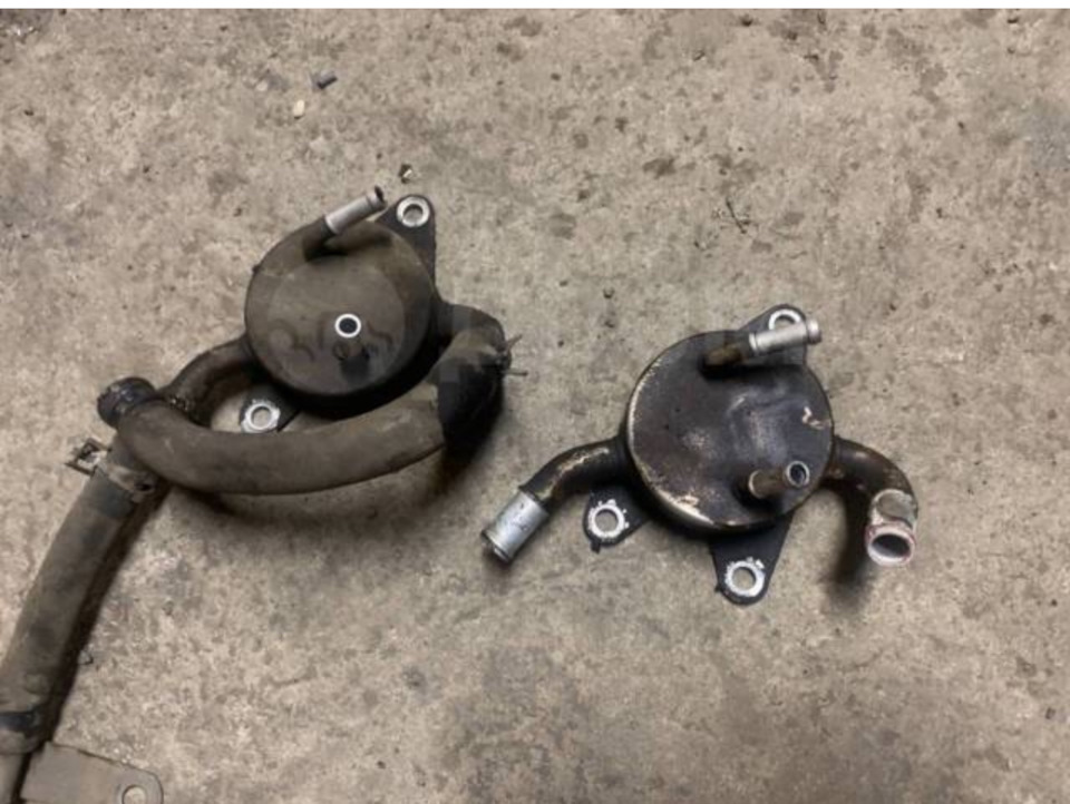 Не дует теплым печка. Перебрал все, кроме теплообменника на коробке ...