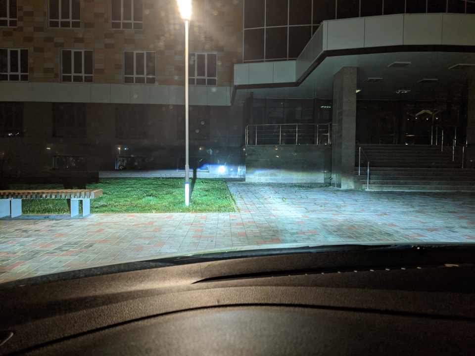 ближний свет — Volkswagen Polo Sedan