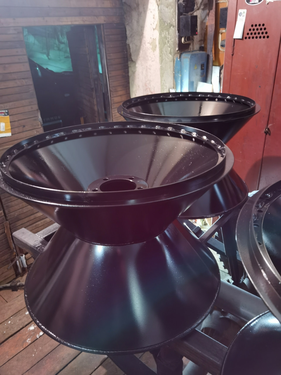 Проект "Хищник". Покраска дисков — ЛуАЗ 969, 1,7 л., 1991 года | своими ...