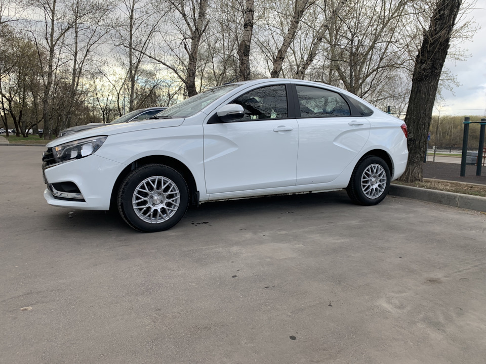 Диски R15 — Lada Vesta, 1,6 л, 2021 года | колёсные диски | DRIVE2