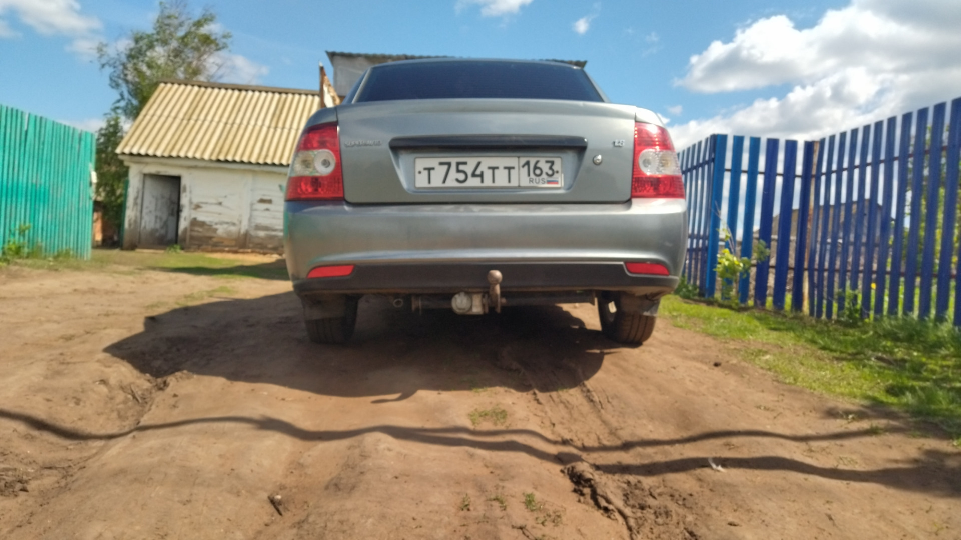 В погоне за тишиной и устранение выхлопных газов в салоне — Lada Приора  седан, 1,8 л, 2008 года | просто так | DRIVE2