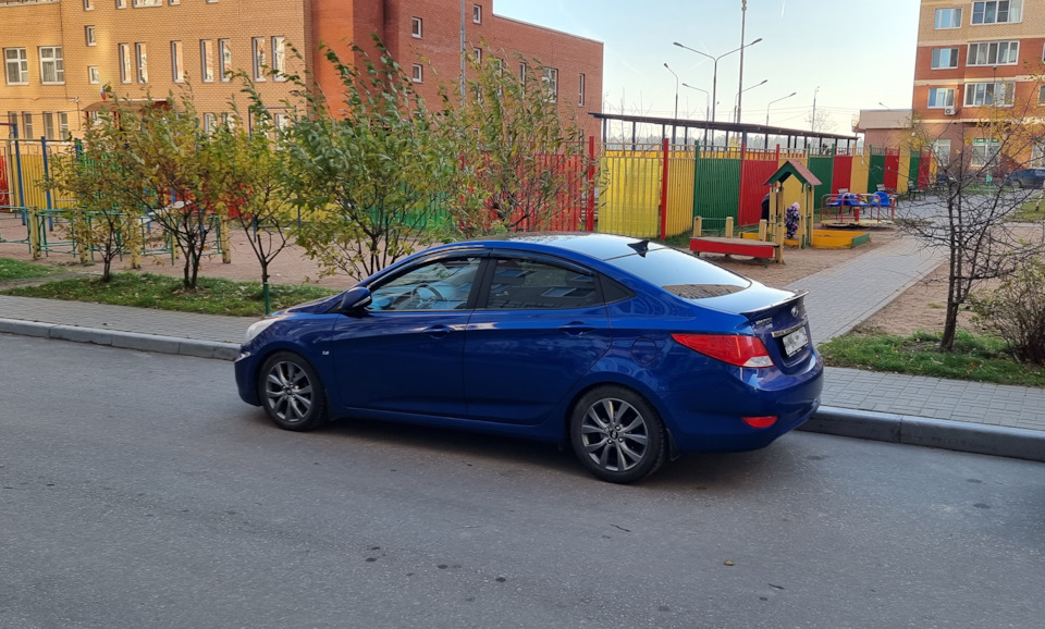Замена сайлентблоков задней балки — Hyundai Solaris (1G), 1,6 л, 2013 ...