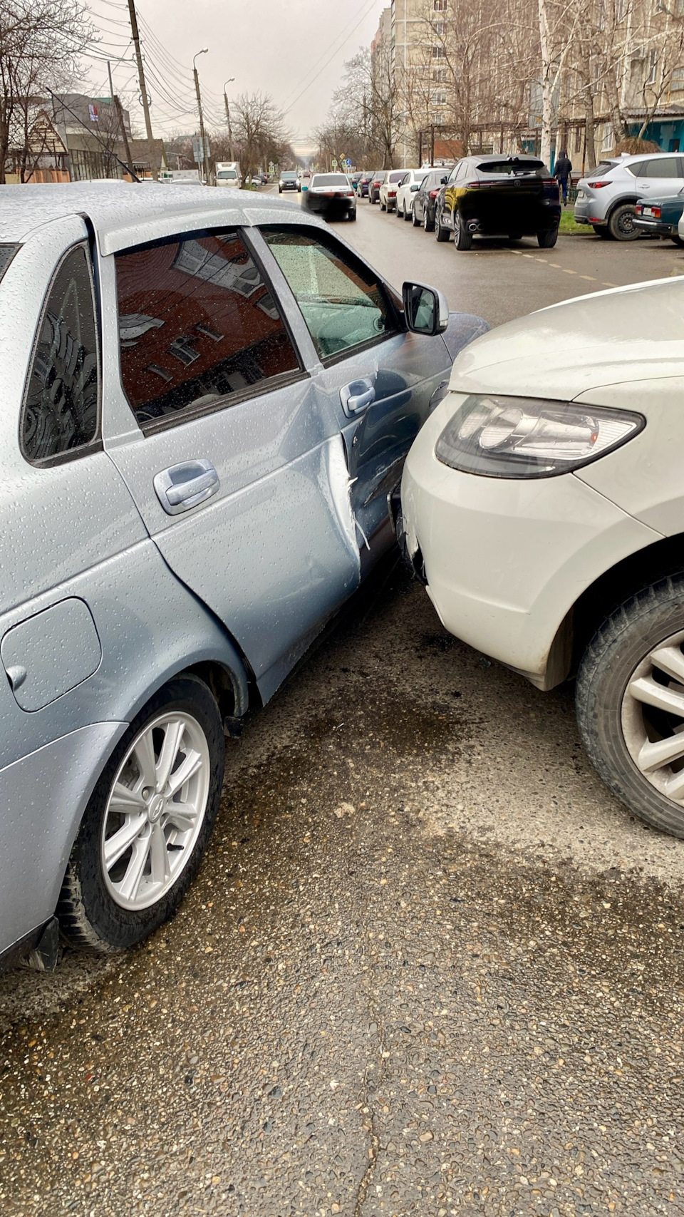 Печаль беда. Дтп. Восстановление — Lada Приора седан, 1,6 л, 2007 года |  ДТП | DRIVE2