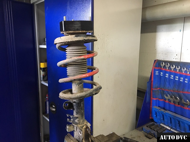 Увеличение клиренса Ниссан Эльгранд — AUTODVC на DRIVE2