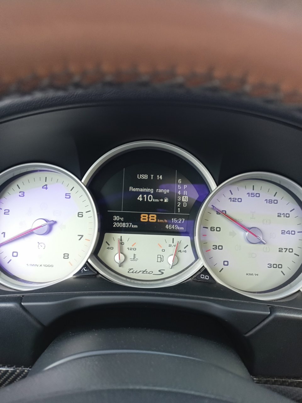 P0521 ошибка порше кайен. Порше кайен 3. Ignition lock faulty в порше кайен причина. Сбой системы ходовой части кайен 958. Ошибки порше кайен.