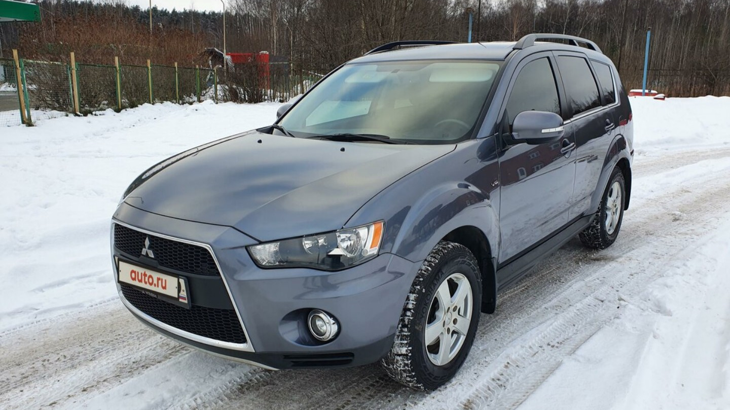 Мицубиси Аутлендер 2 Рестайлинг. Митсубиси Аутлендер автомат. Mitsubishi Outlander автомат отзывы.