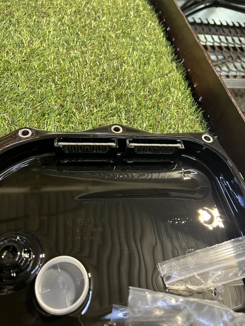 Полная замена масла с промывкой в коробке на 176000 км — BMW 3 series ...