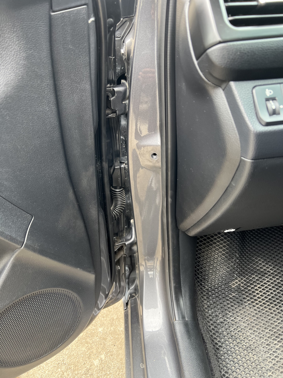 Ездил пока без него. — KIA Rio (3G)