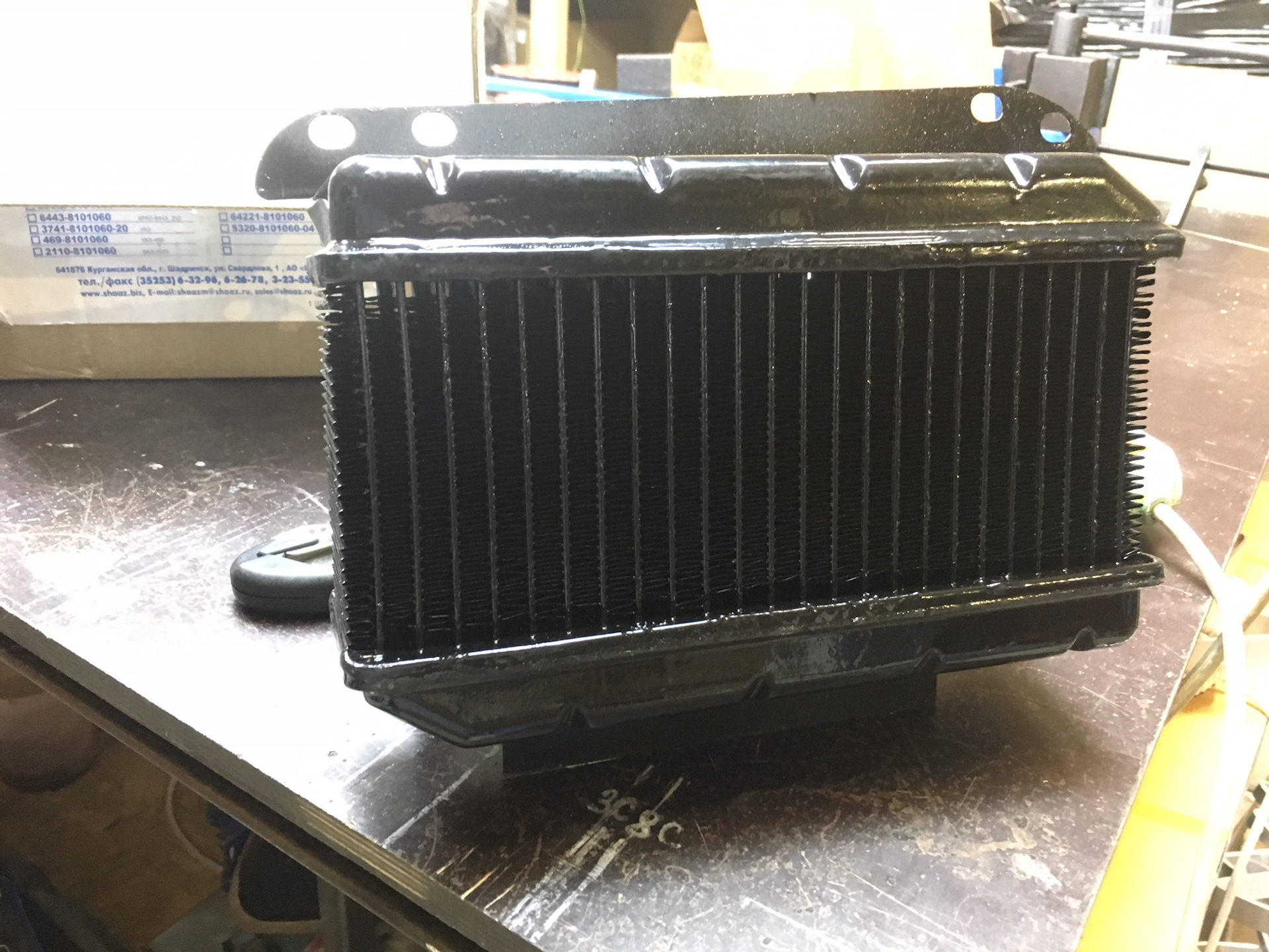 радиатор газ 66. радиатор охлаждения кавз-4238 4238-1301010. защита радиатора газ-66. радиатор охлаждения газ 66. 51а-1301010 шааз 51а-1301010.