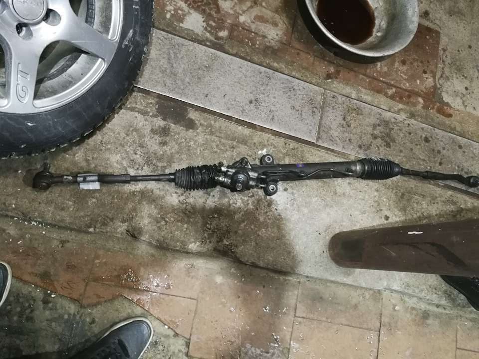 рулевая рейка с карины на авенсис т22 (Домашнее ч2 Toyota Avensis I, 1,8 л, 19