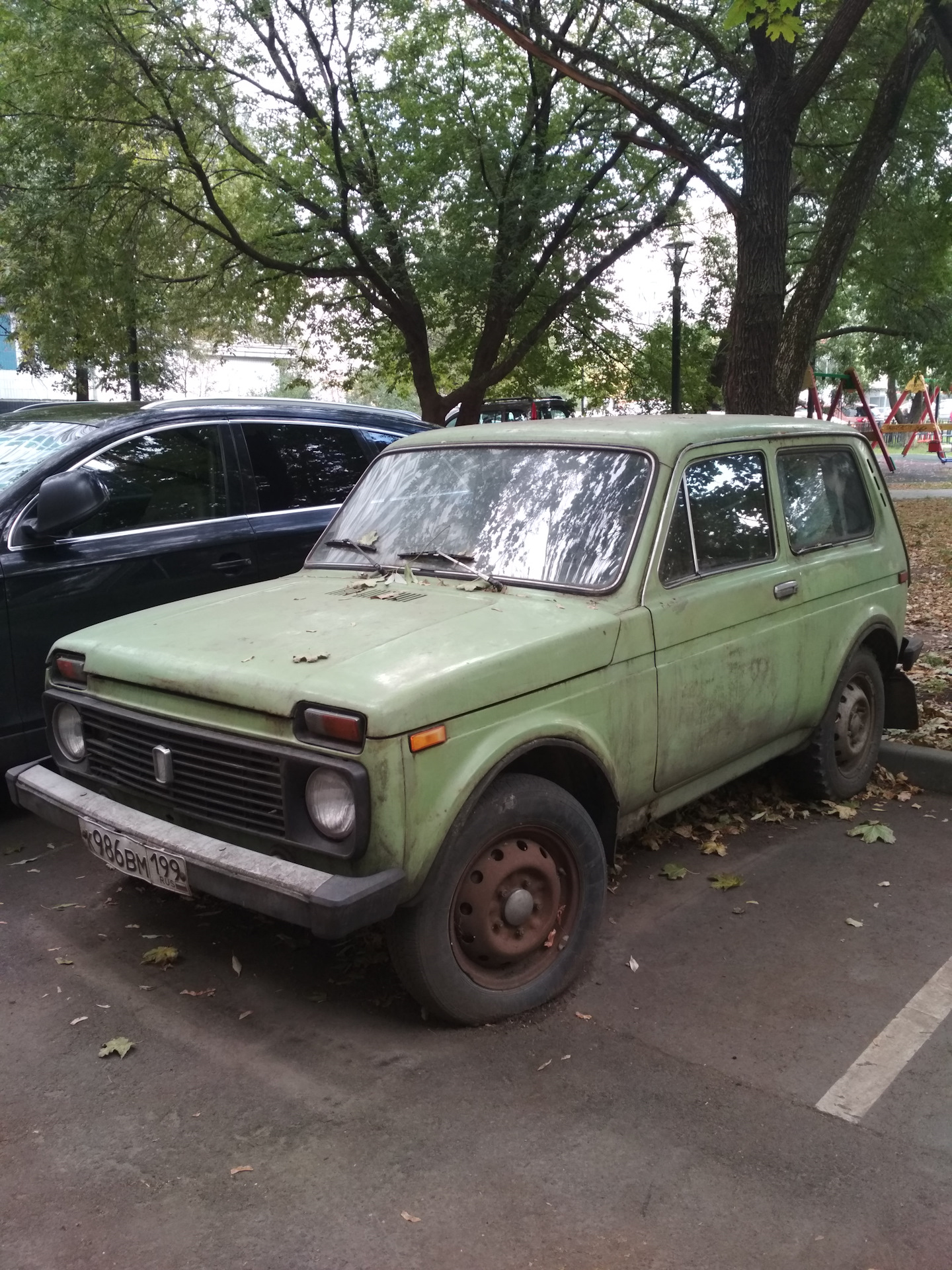 Заброшенные автомобили в Подмосковье