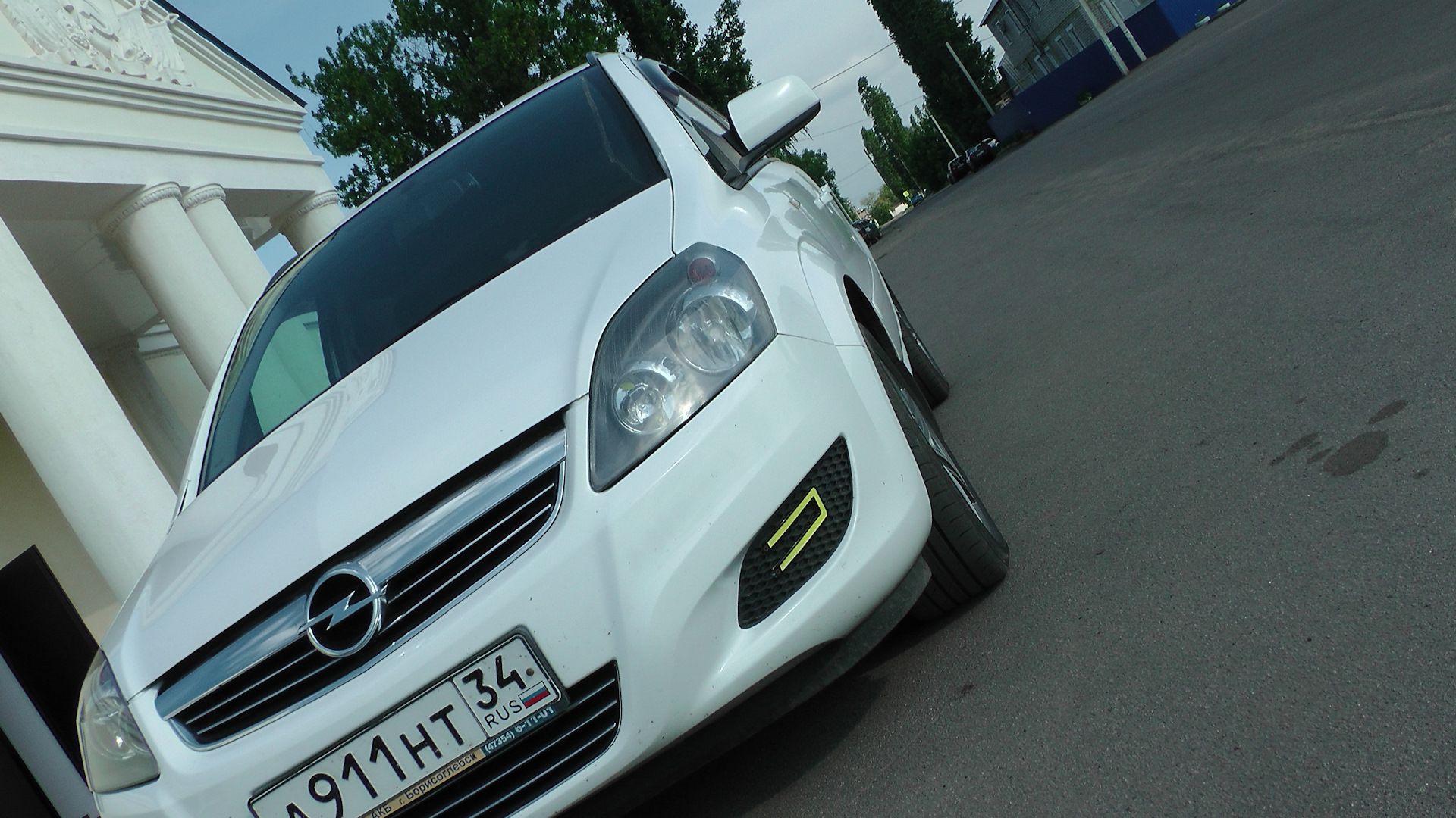 Opel Zafira B 1.8 бензиновый 2012 | на DRIVE2