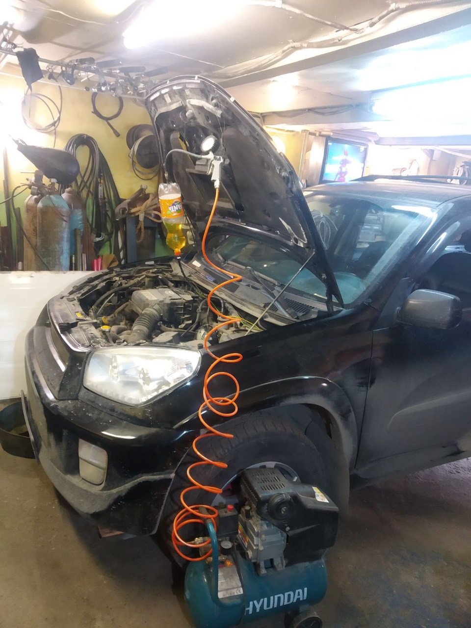 Фото в бортжурнале Toyota RAV4 (II)