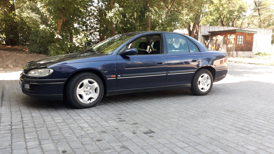 Впускной коллектор Помощь! — Opel Omega B, 2 л, 1998 года | своими ...