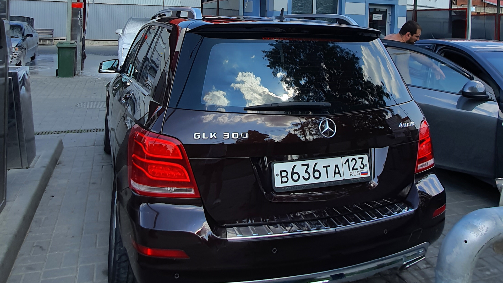 Mercedes-Benz GLK-Class (X204) 3.5 бензиновый 2012 | ...коричневый  самолет... на DRIVE2