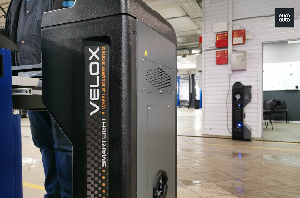 ВИДЕО: как замерять углы развала и схождения без стенда — EuroAuto на ...